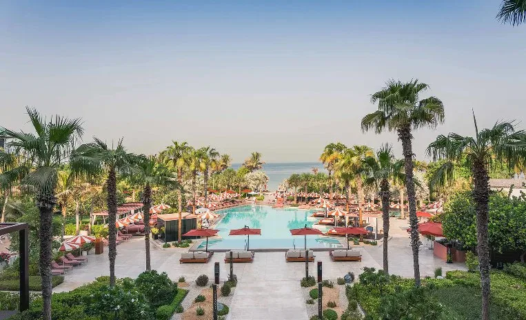 Alizée Pool & Beach