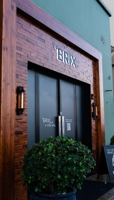 16. BRIX Café
