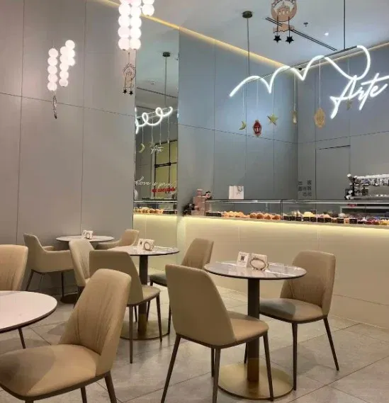 Arte Fine Art Cakes & Coffee