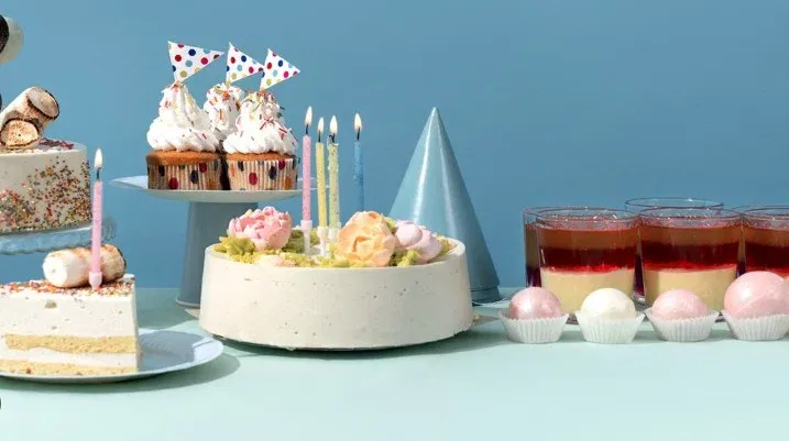 MUUNS Cakes and Bakery