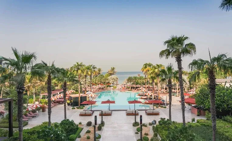 Alizée Pool & Beach