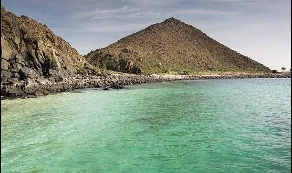 21. Shark Island (Sira Island)