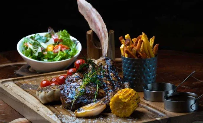 17. Logs and Embers American Smokehouse, Palm Jumeirah