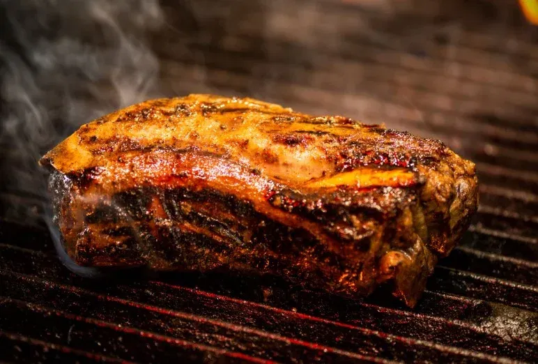 2. Doors Freestyle Grill - Steakhouse, Al Seef