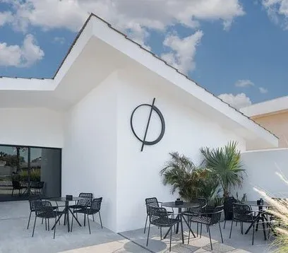 The Grey Al Wasl – Coffee Lounge & Bar