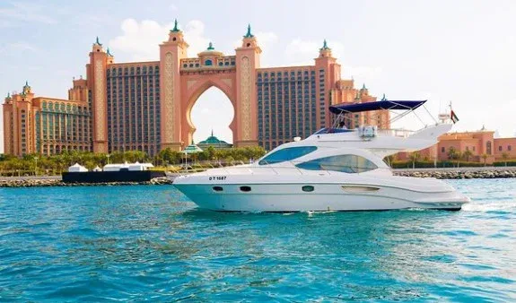 Yacht Cruise in Dubai Marina