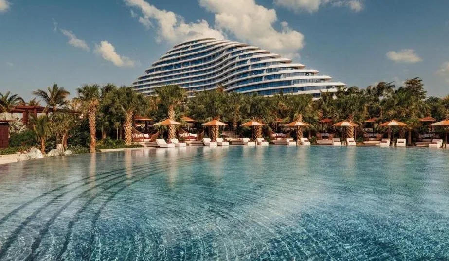 1. Jumeirah Marsa Al Arab – Umm Suqeim