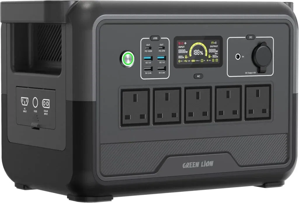 15.Green Lion PGX1200 Power Station.