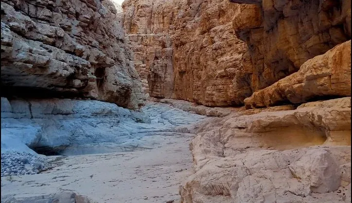 The Ghost Village of Wadi Naqab